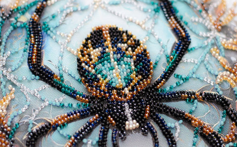 Abris Art siuvinėjimo rinkinys „Crystal Web“ su Preciosa karoliukais, 20 × 20 cm