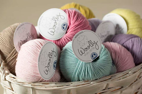 Spalva 060: DMC WOOLY 100% Merino Vilna - itin švelnūs vilnoniai siūlai