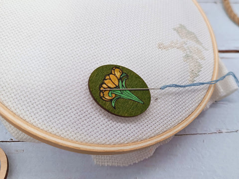 Adatų laikiklis su magnetu „Gėlės“ KF059/204G - kaSiulai.lt