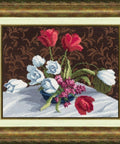 Baltosios tulpės S/M005 — Golden Fleece siuvinėjimo komplektas (18,5 × 23 cm) - kaSiulai.lt