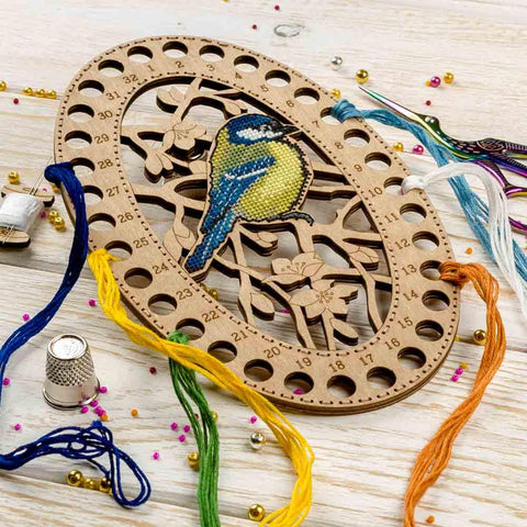 Wonderland Crafts – perforuotas medinis siuvinėjimui kryželiu rinkinys 13×20 cm (be siūlų)