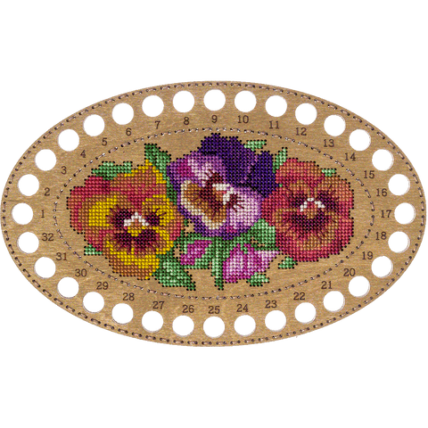 Perforuota medinė siuvinėjimo plokštė 13×20 cm (schema viduje) — be siūlų