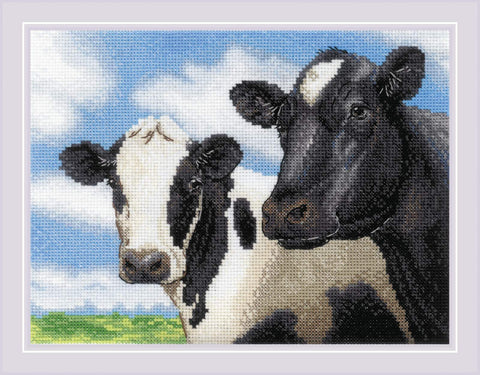 RIOLIS siuvinėjimo rinkinys „Cows“ (Nr. 2237) – karvių motyvas, 24×18 cm, 14 ct Aida, Anchor siūlai