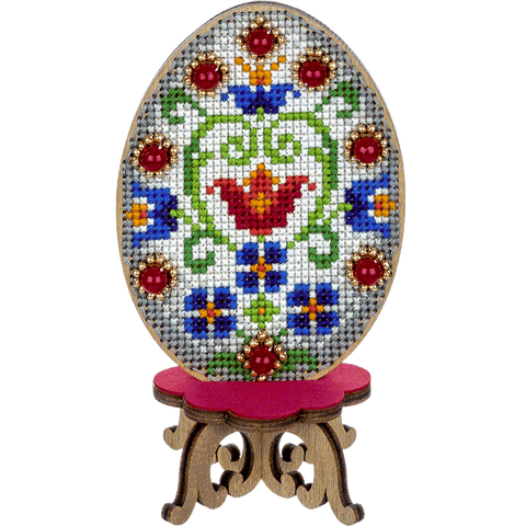 Velykinis kiaušinis — perforuotos faneros kryželių siuvinėjimo rinkinys