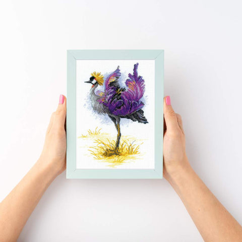 Siuvinėjimo rinkinys RIOLIS "Crowned Crane" Nr.2212 — 18×24 cm, 20 spalvų Anchor