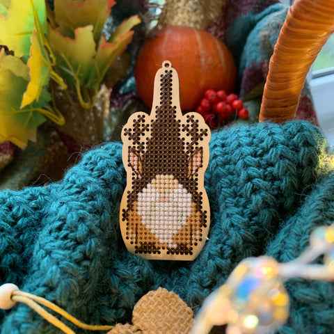 Dekoratyvus nykštukas su ruda skrybėle KF022/81 - kaSiulai.lt