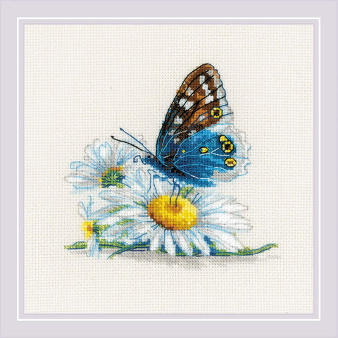 RIOLIS siuvinėjimo rinkinys „Fragile Beauty“ Nr. 2220 — 15×15 cm, 14 spalvų, Zweigart 18ct AIDA