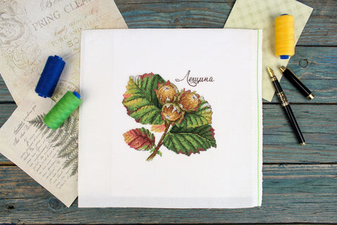 Gamtos dovana — Lazdynas: siuvinėjimo komplektas kryželiu 13×13 cm - kaSiulai.lt