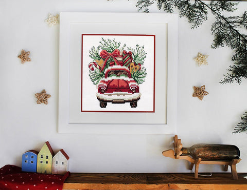 Kalėdinis kryželiu siuvinėjimo komplektas „Dovanos“ — ideali dovana - kaSiulai.lt