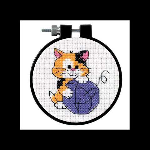 Katinėlis (7 cm) - DIMENSIONS siuvinėjimo kryželiu rinkinys - kaSiulai.lt