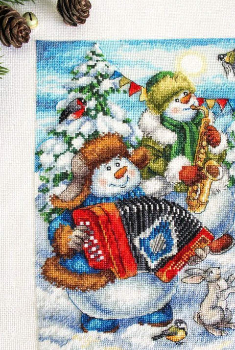Kryželiu siuvinėjimo komplektas „Linksmas orkestras“, 25×32 cm - kaSiulai.lt