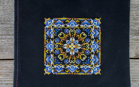 Kryželiu siuvinėjimo komplektas „Persiški motyvai“ 11×11 cm - kaSiulai.lt