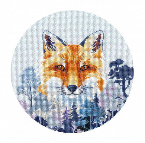 „Lapė“ — siuvinėjimo komplektas kryželiu, mėlyna Aida 16, 15×13 cm, 20 spalvų - kaSiulai.lt
