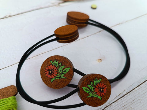 Magnetiniai laikikliai su gėlių motyvais, 2 vnt., KF040/2P - kaSiulai.lt