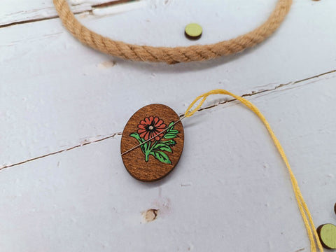 Magnetinis siuvimo adatos laikiklis „Gėlės“ KF059/205P - kaSiulai.lt