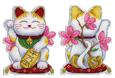 Maneki‑neko — laimės katino siuvinėjimo komplektas dovanai - kaSiulai.lt