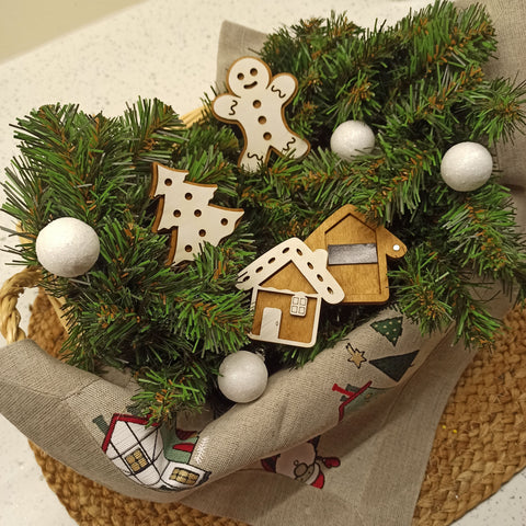 Medinė adatų laikymo dėžutė „Cookie House“ KF056/78 - kaSiulai.lt