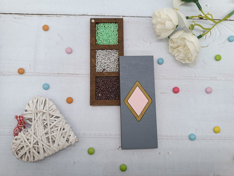 Medinė dėžutė karoliukams „Rožinis rombas“ KF027/107 - kaSiulai.lt