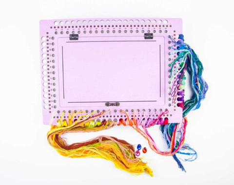 Medinis adatų dėklas su levandų motyvu — 66 skylutės - kaSiulai.lt