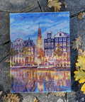 Merejka Amsterdam – skaičiuoto kryželio siuvinių komplektas, 30 × 39,5 cm - kaSiulai.lt