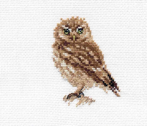 Pelėdos siuvinėjimo rinkinys Alisa (Aida 14, 9 spalvos) 8×9 cm - kaSiulai.lt