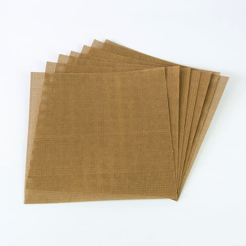 Perforuotas kartonas kryželiui siuvinėti 22×27 cm, 14 ct, 275 g/m²