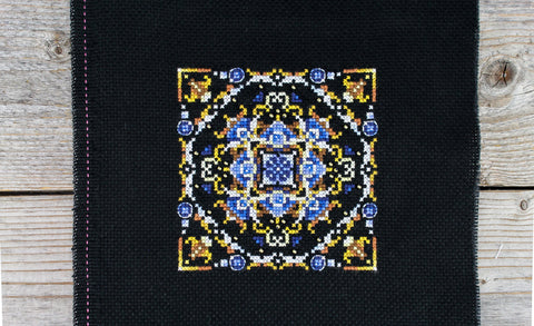 Persiški motyvai — siuvinėjimo komplektas kryželiu, 11×11 cm - kaSiulai.lt