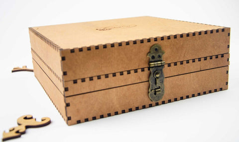 Prabangus riešutmedžio adatų dėklas, 210 skylių — siuvinėjimui - kaSiulai.lt