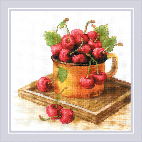 RIOLIS siuvinėjimo rinkinys Ripe Cherry Nr.2169 – Aida 14 ct, 20×20 cm, 24 spalvos