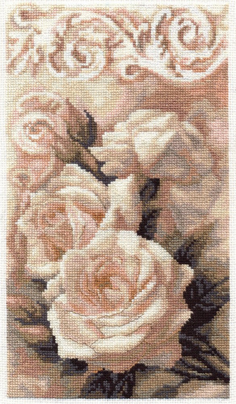 Romantika — siuvinėjimo komplektas kryželiu, elegantiška dovana - kaSiulai.lt