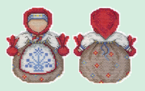 Siuvinėjimo komplektas Aida 14 — plastikinė kanva, 15 spalvų mulinė, 11×9 cm pakabukas - kaSiulai.lt