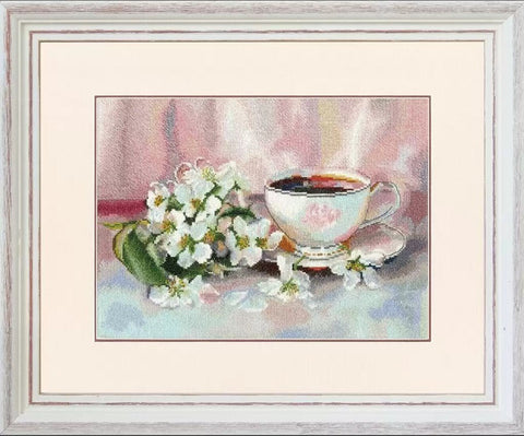 Siuvinėjimo komplektas "Aromatinga arbata" (Aida 16, 22,3×30,5 cm) - kaSiulai.lt