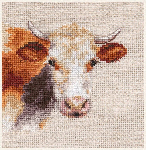 Siuvinėjimo komplektas „Karvė“ — linas 16 ct, 100% medvilnė, 10×9 cm - kaSiulai.lt