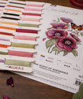 Siuvinėjimo komplektas kryželiu „Anemonų aromatas” 20×30 cm - kaSiulai.lt