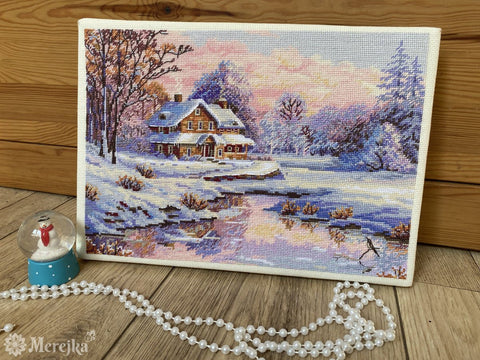 Siuvinėjimo komplektas kryželiu „Pirmasis sniegas“, 20×29 cm - kaSiulai.lt