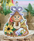 Siuvinėjimo komplektas „Šluotelės amuletas“ — talismanas laimei namuose - kaSiulai.lt