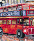 Siuvinėjimo kryželiu komplektas „Londonas“ su DMC siūlais, Aida 16, 30×40 cm - kaSiulai.lt