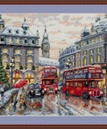 Siuvinėjimo kryželiu komplektas „Londonas“ su DMC siūlais, Aida 16, 30×40 cm - kaSiulai.lt