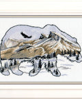 Siuvinėjimo kryželiu komplektas „Meškiukas“ — 25×17 cm, Aida, PNK siūlai - kaSiulai.lt