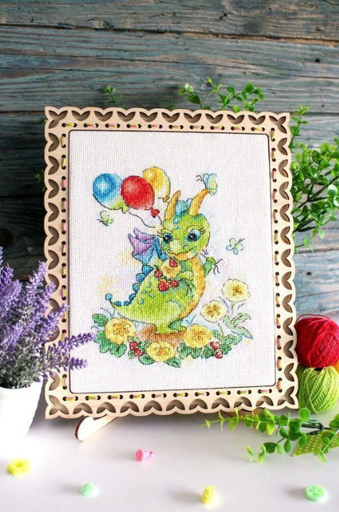 Siuvinėjimo kryželiu komplektas „Žydinčioje pievoje“ 18×15 cm - kaSiulai.lt