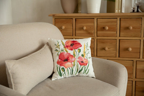 Siuvinėjimo kryžiukais komplektas pagalvėlei — ryškios raudonos aguonos - kaSiulai.lt