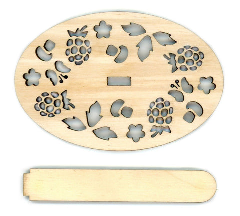 Siuvinėjimo laikiklis Masha ir Lokys — 2 dalių stovas 9×6 cm, vaikams, dovanai - kaSiulai.lt