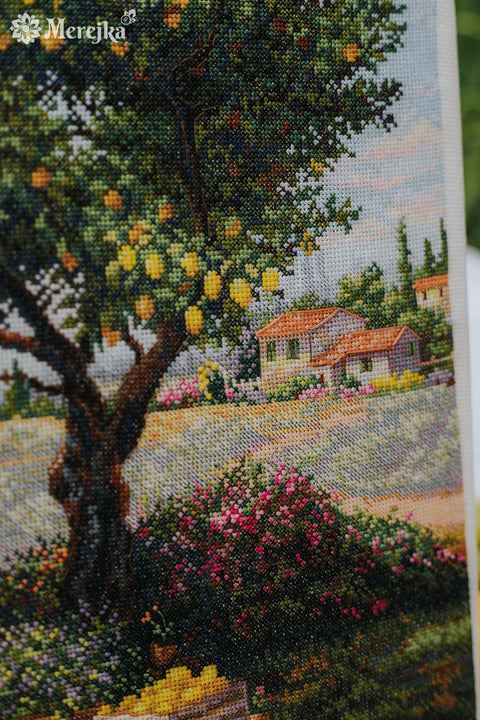 Siuvinėjimo kryželiu rinkinys „Po citrinmedžiu“ 39,5 x 30 cm