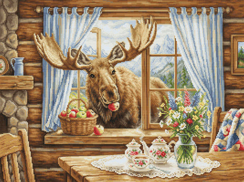 Siuvinėjimo kryželiu rinkinys „Netikėtas trobelės svečias“ 43 x 32 cm