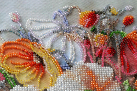 Karoliukų siuvinėjimo komplektas „Švelnios gėlės“, 27x40 cm paveikslas
