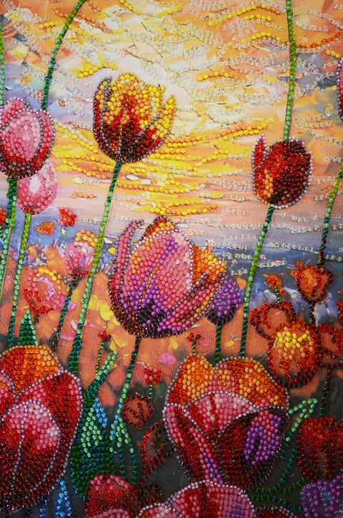 Karoliukų siuvinėjimo rinkinys „Pavasario ritmas“ su paveikslu 24x42 cm