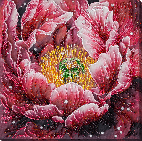 Karoliukų siuvinėjimo komplektas „Rasos bučinys“ 23x23 cm, modelis AAB-951