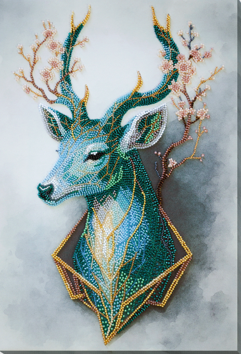Karoliukų siuvinėjimo komplektas „Miško dvasia“ 24x36 cm – meno kūrinys ant drobės