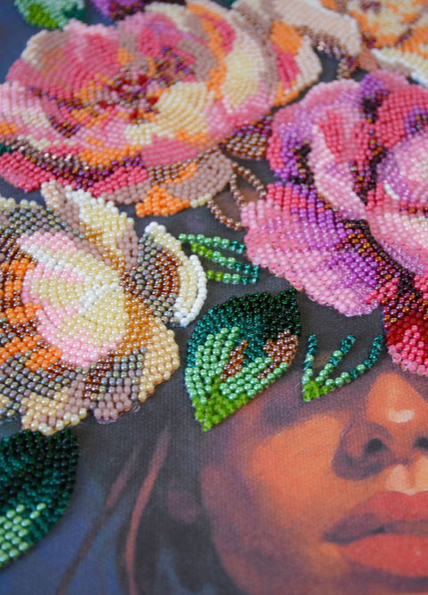 Karoliukų siuvinėjimo rinkinys „Žydinčios mintys“, 26x39 cm paveikslas AAB-958