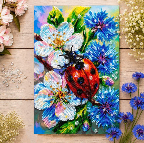 Siuvinėjimo karoliukais rinkinys „Tarp rugiagėlių“ 16 x 24 cm